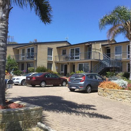 Calendo Apartments Merimbula Exterior photo